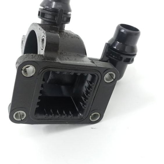 Carcaça Válvula Termostática Bmw X1 2012 8675955117