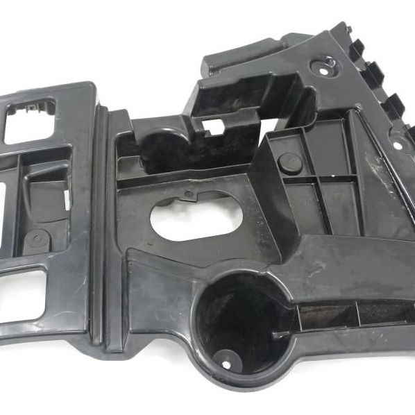 Guia Para-choque Traseiro Lado Esquerdo Bmw X1 2012
