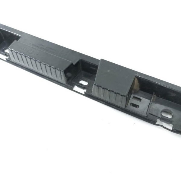Suporte Spoiler Direito Bmw X1 2012