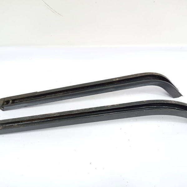 Par Trilho Porta Peugeot Partner 2003