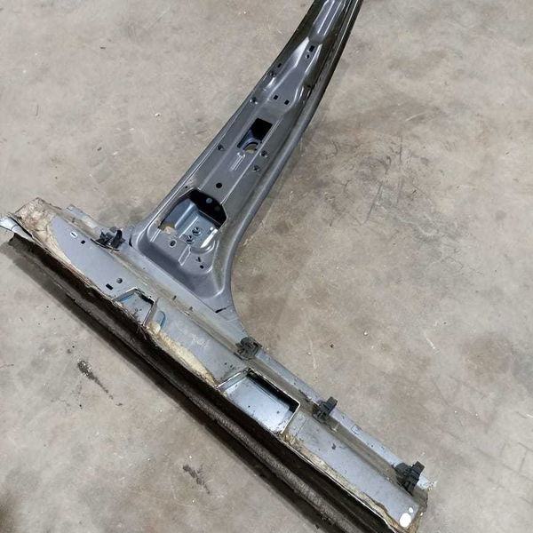Caixa Ar Lateral Coluna Esquerda Fiat Toro 2018