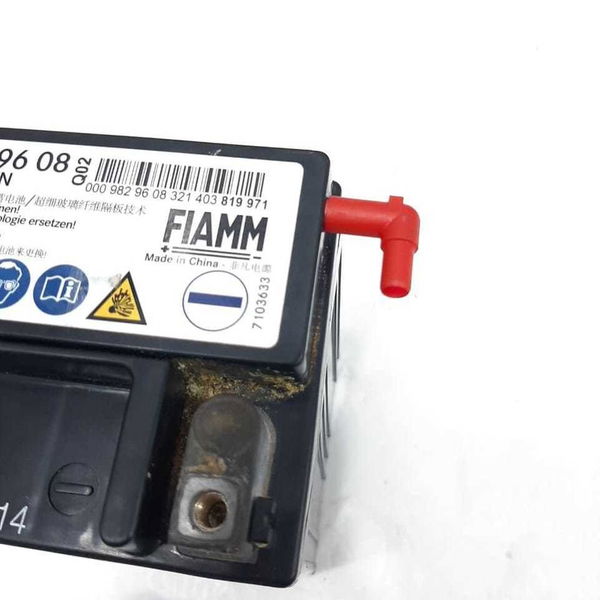Bateria Auxiliar Mercedes A200 2014 A0009829608
