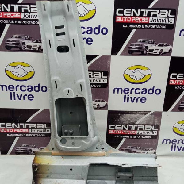 Coluna T Central Lado Esquerdo Audi Q3 2020