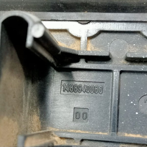 Acabamento Porta Traseira Direita Peugeot Partner 2003