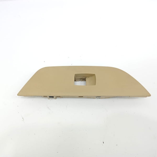 Moldura Botão Vidro Porta Dianteira Direita Bmw X1 2012
