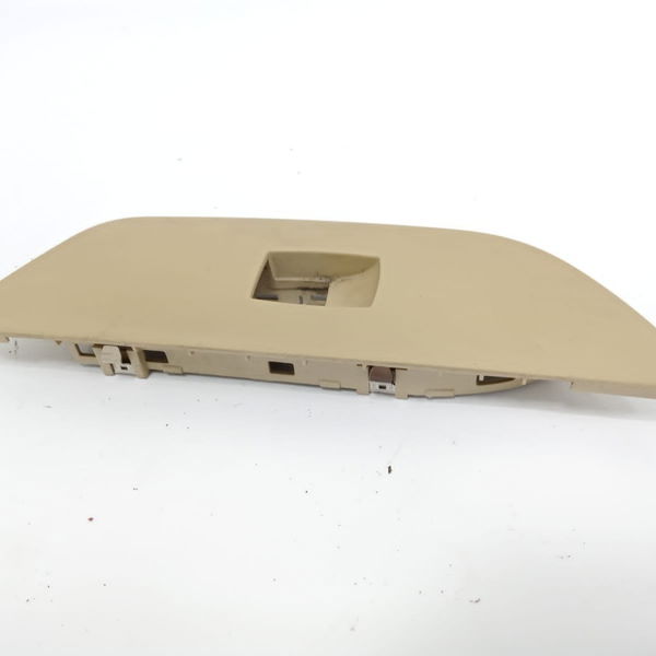 Moldura Botão Vidro Porta Dianteira Direita Bmw X1 2012