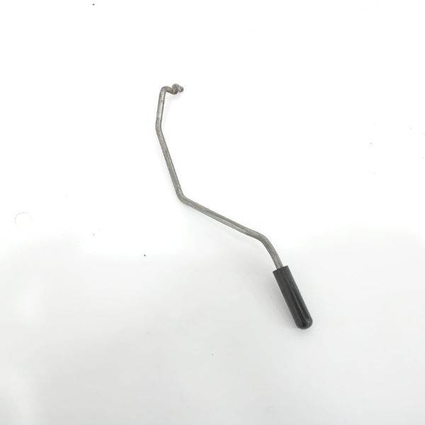 Pino Trava Porta Dianteira Esquerda Bmw X1 2012
