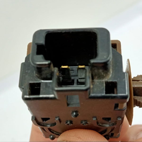 Rele Toyota Rav4 2018 0689005170