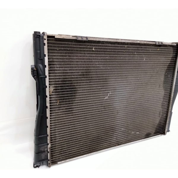 Radiador Água Bmw X1 2012 Detalhe Original