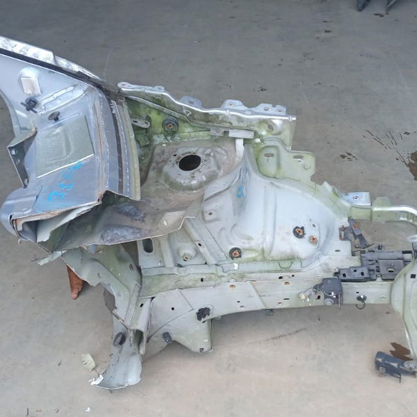 Caixa De Roda Esquerda Peugeot 2008 2018