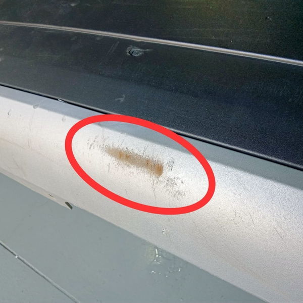Para-choque Traseiro Bmw X1 2012 Detalhe