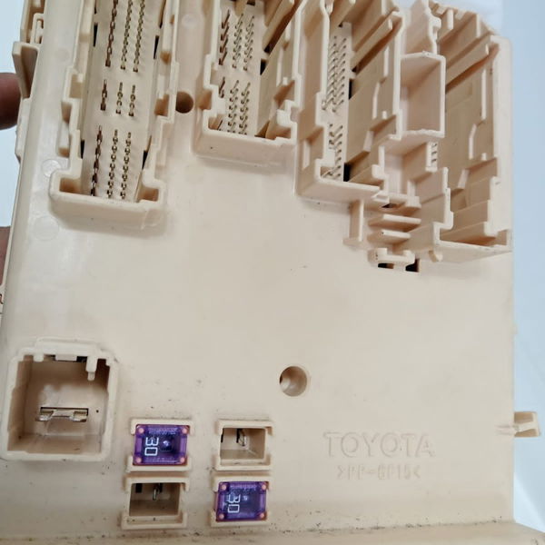 Caixa Fusível Toyota Corolla 2017