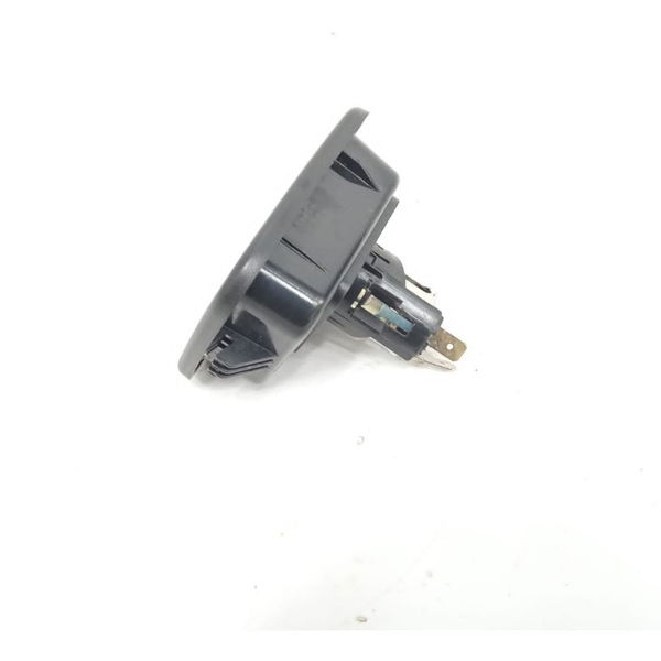 Tomada 12v Porta Malas Bmw X1 2012