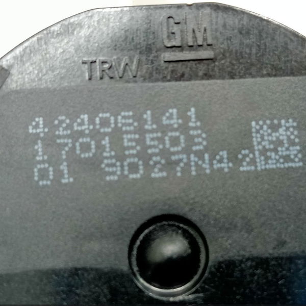 Comando Retrovisor Tracker 1.4 2017