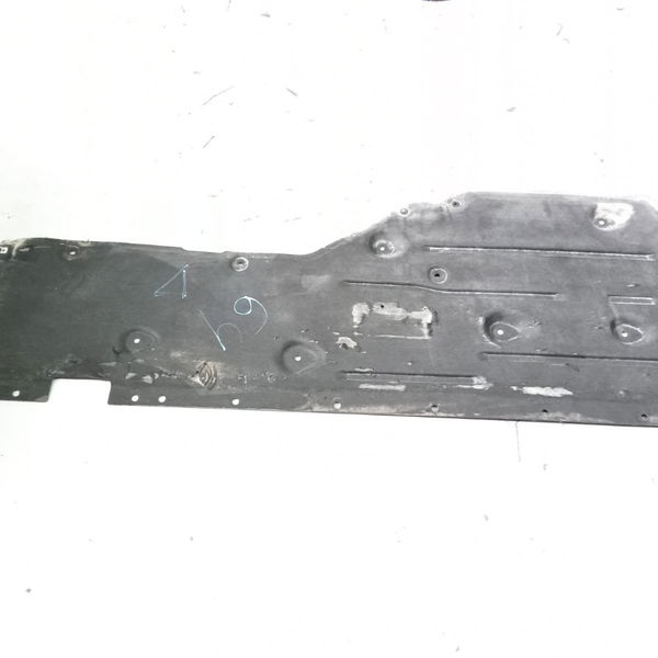 Protetor Assoalho Direito Bmw X1 2012 Detalhe
