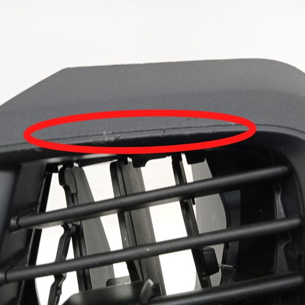 Difusor Ar Direito Peugeot Expert 2021 Detalhe