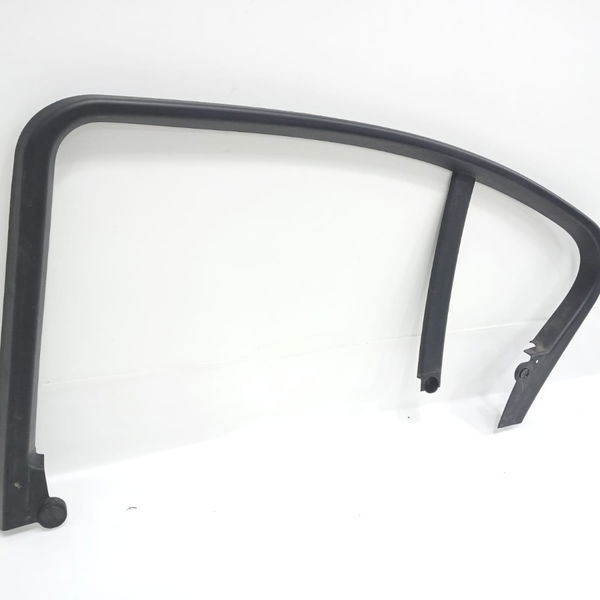Guarnição Porta Traseira Direita Bmw 328i 2014
