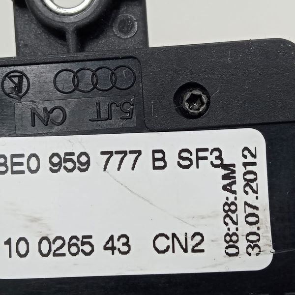 Comando Banco Dianteiro Esquerdo Audi Q3 2015 8e0959777