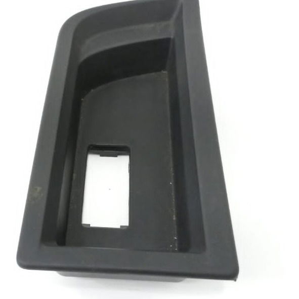 Moldura Entrada Usb Auxiliar Bmw 328i 2014