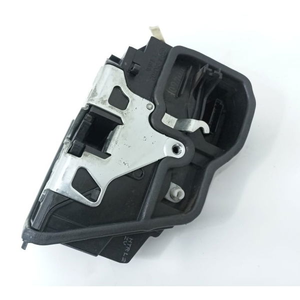Fechadura Porta Traseira Direita Bmw 328i 2014
