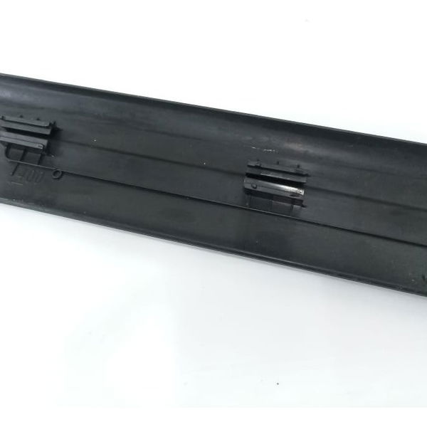 Soleira Interna Porta Dianteira Direita Bmw 328i 2014