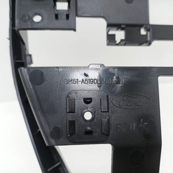 Suporte Luz Cortesia Teto Ford Focus 2016