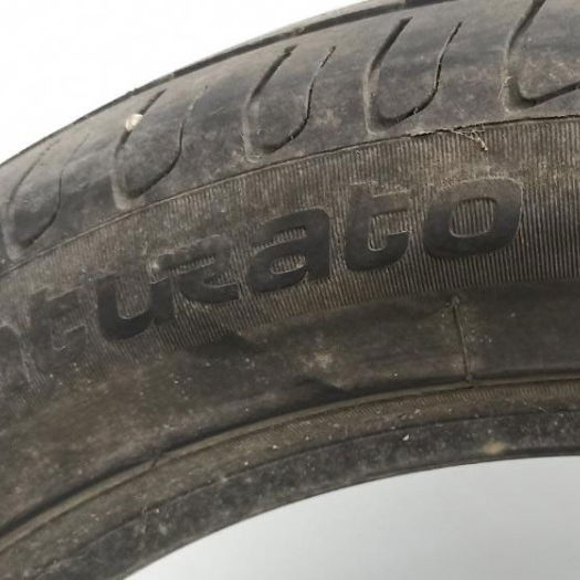 Pneu Pirelli Cinturato 205/50 R17 Dot 3315