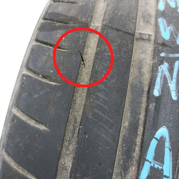 Pneu Dunlop Sportmaxx 225/45 R17 N1 Dot 3813