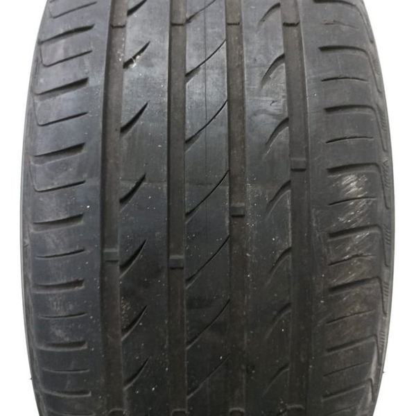 Pneu Delinte 225/45 R17 Dot 2018