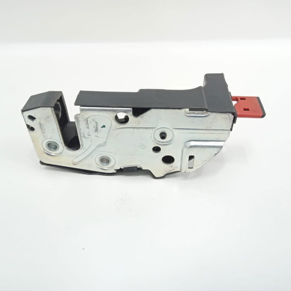 Fechadura Encosto Banco Traseiro Direito Audi Q3 2012 2013