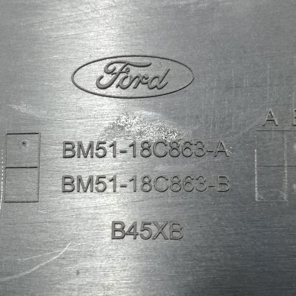 Acabamento Tweeter Dianteiro Es Ford Focus 2.0 Titanium 2016