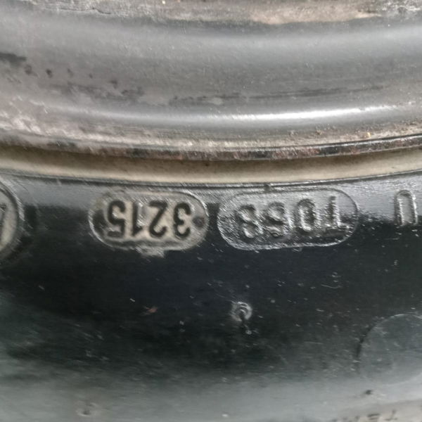 Estepe Pirelli P7 P 195/65r15 