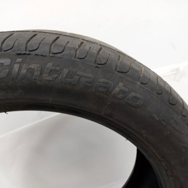 Pneu Pirelli Cinturato P7 215/50 R17 Dot 2517