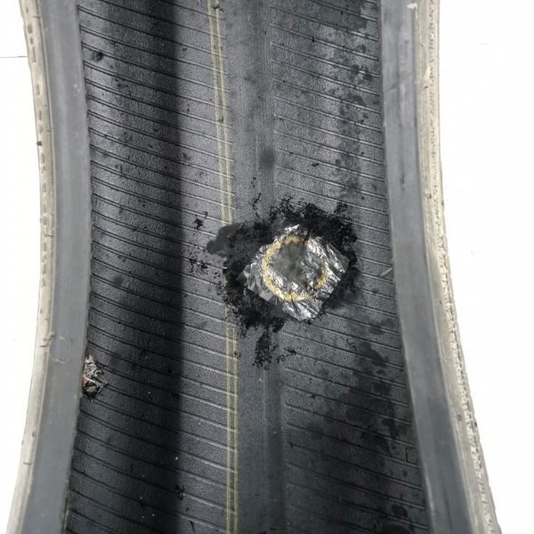 Pneu Continental Contiprocontact 215/55 R18 Dot 0514