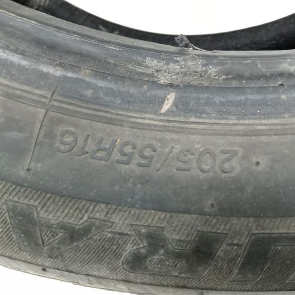 Pneu Bridgestone Turanza 205/55 R16 Detalhe