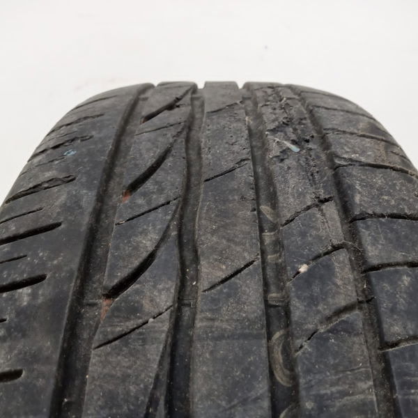 Pneu Bridgestone Turanza 205/55 R16 Detalhe