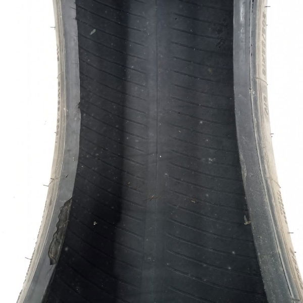 Pneu Bridgestone Turanza 205/55 R16 Detalhe