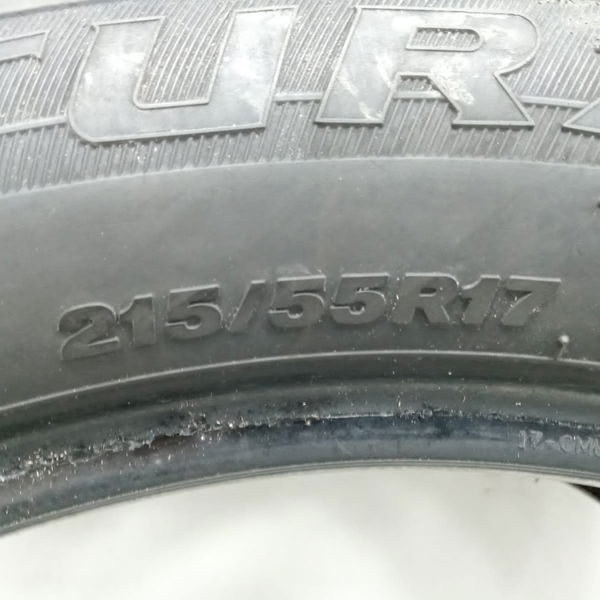 Pneu Bridgestone Turanza Er370 215/55 R17 Dot 2816
