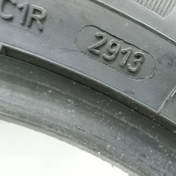 Good Year Efficient Grip 235/55r19 Detalhe Dot 2913