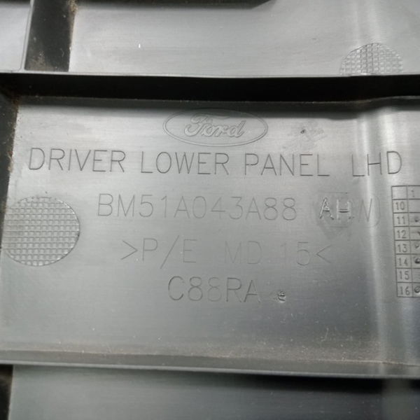 Acabamento Inferior Esq Painel Ford Focus 2.0 Titanium 2016