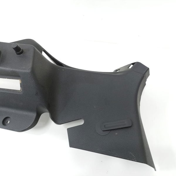 Suporte Esquerdo Tampão Bagagito Ford Focus 2016