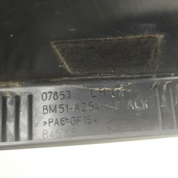 Acabamento Porta Traseira Esquerda Ford Focus 2016