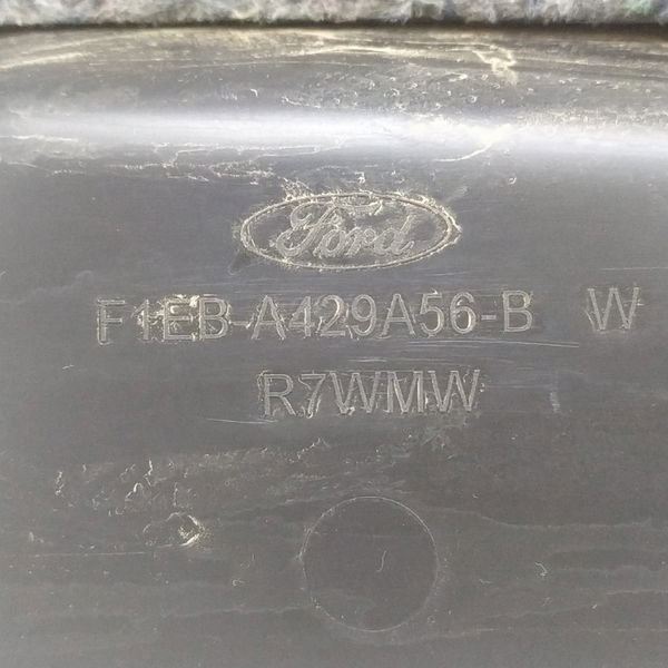 Tampão Forro Tampa Traseira Ford Focus 2016