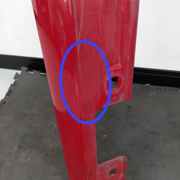 Spoiler Lateral Esquerda Mercedes A200 2015