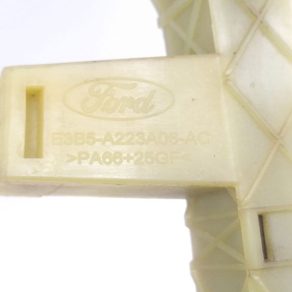 Guia Vidro Porta Dianteira Direita Ford Ka 1.0 Hatch 2018