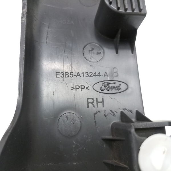 Soleira Traseira Direita Ford Ka 1.0 Hatch 2018 E3b5a13244