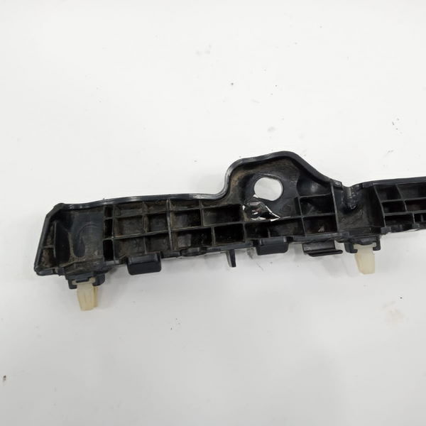 Guia Paralama Dianteiro Esquerdo Kia Sorento 2014 2015