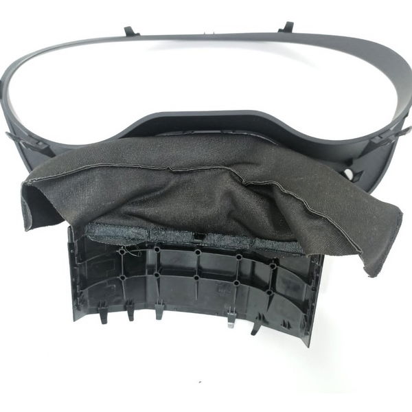 Moldura Painel De Instrumentos Mercedes Gla200 2018