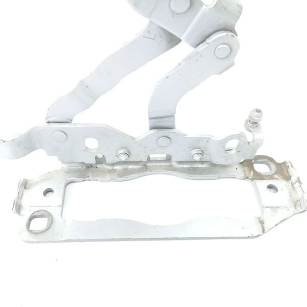 Dobradiça Esquerda Capô Mercedes C180 2013 2014