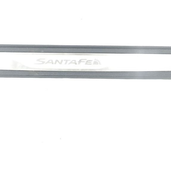 Soleira Dianteira Esquerda Hyundai Santa Fé 2016